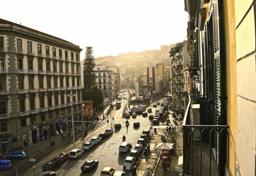 Bed And Breakfast Riviera Di Chiaia Turrisi Napoli Ngoại thất bức ảnh
