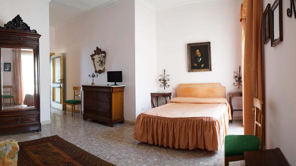Bed And Breakfast Riviera Di Chiaia Turrisi Napoli Ngoại thất bức ảnh